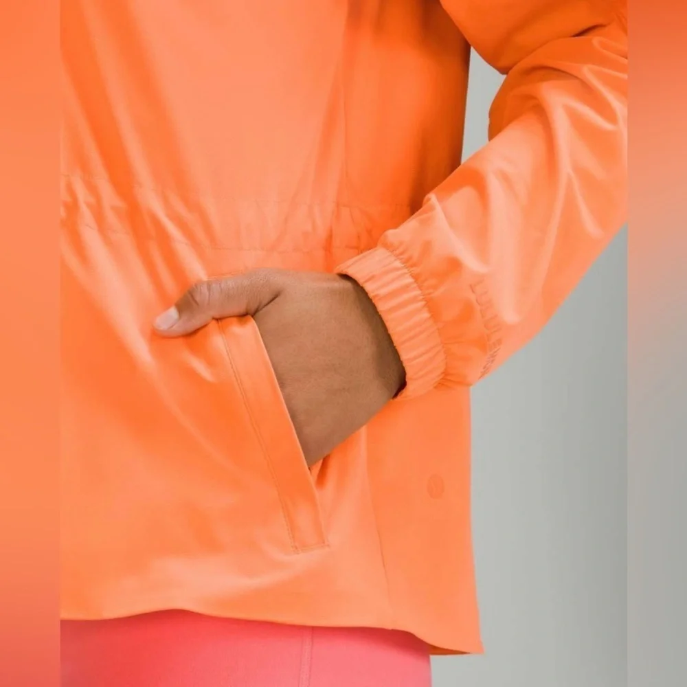 Lululemon Packable Water-Repellent Jacket in Orange Frappe
